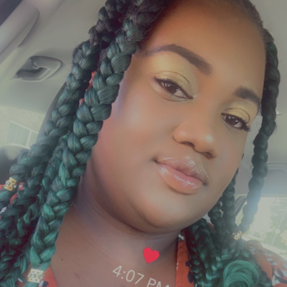 Meet your Posher, Olive